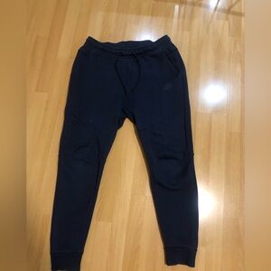Nike Women’s Navy Joggers